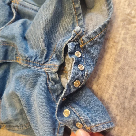 Old Navy Baby Shortalls 12-18 months - Picture 4 of 6